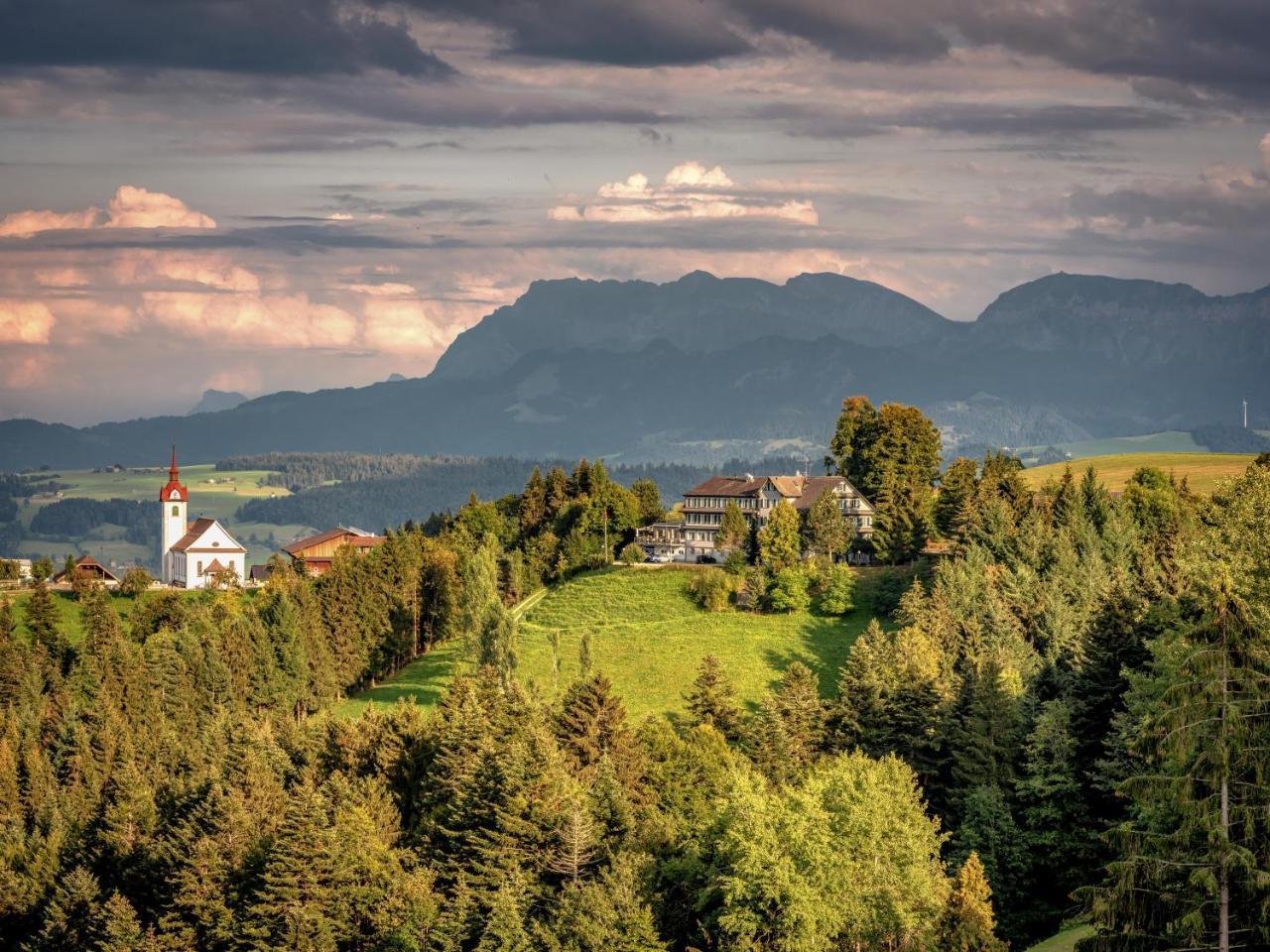Landgasthof Hotel Menzberg Esterno foto